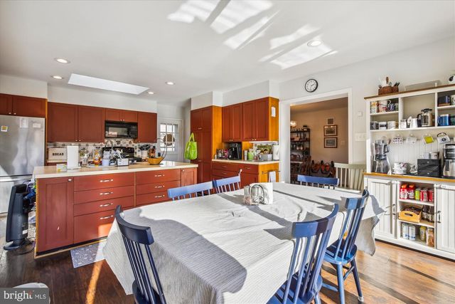 7309 PINECASTLE RD, Falls Church, VA 22043