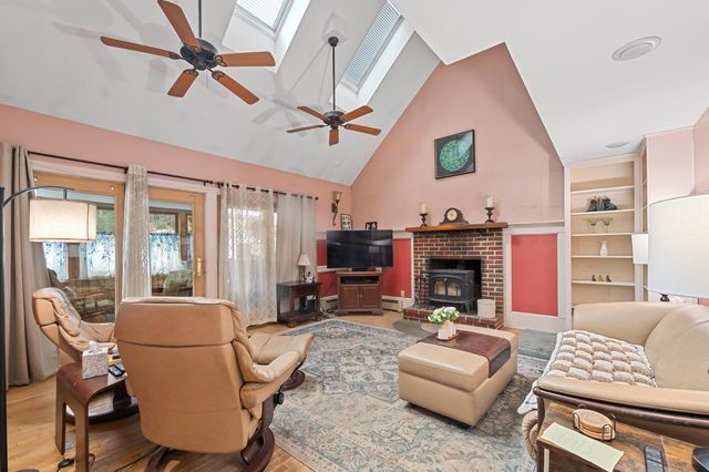 5 Piney Road, Brookfield, NH 03872