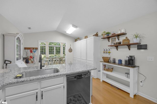 18 Luray Drive, Greenville, SC 29617