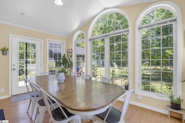 18 Luray Drive, Greenville, SC 29617