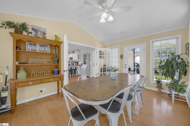 18 Luray Drive, Greenville, SC 29617