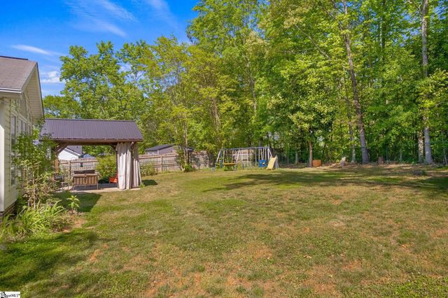 18 Luray Drive, Greenville, SC 29617