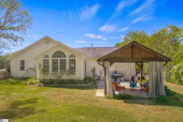 18 Luray Drive, Greenville, SC 29617