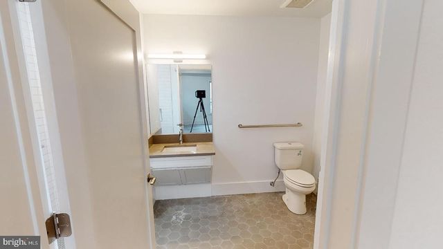 917 SHERIDAN ST NW #003, Washington, DC 20011