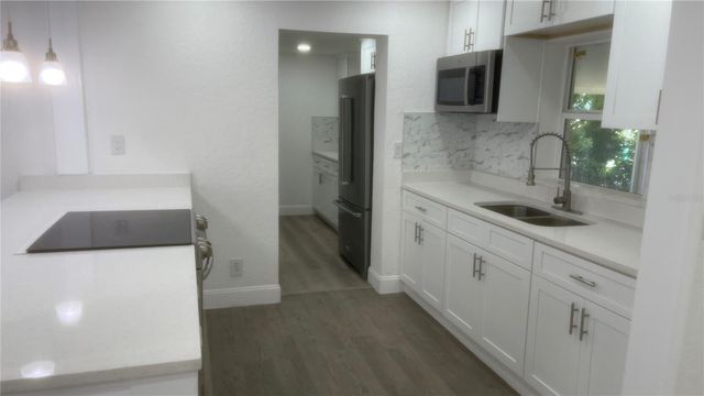 113 W DIVISION STREET, Winter Garden, FL 34787