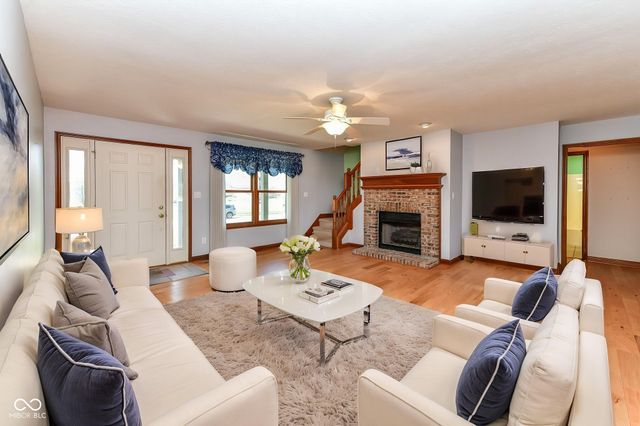 3801 S Cedar Creek Lane, New Palestine, IN 46163