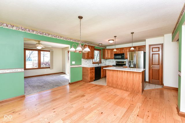 3801 S Cedar Creek Lane, New Palestine, IN 46163