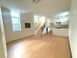 140 Summer #1B, Medford, MA 02155
