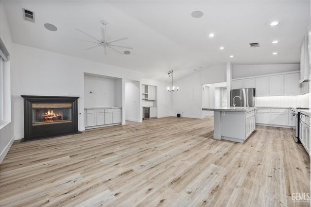 12210 Home Ranch Drive, Bakersfield, CA 93312