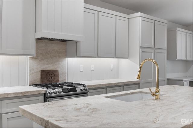 12210 Home Ranch Drive, Bakersfield, CA 93312