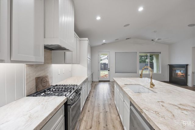 12210 Home Ranch Drive, Bakersfield, CA 93312