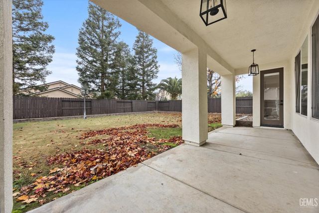 12210 Home Ranch Drive, Bakersfield, CA 93312