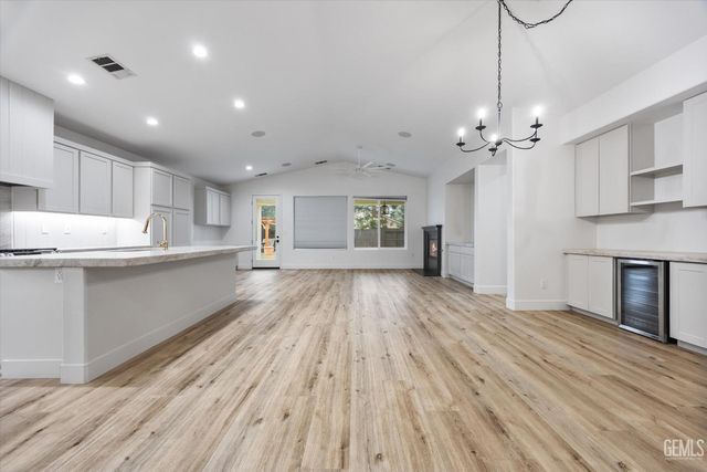 12210 Home Ranch Drive, Bakersfield, CA 93312