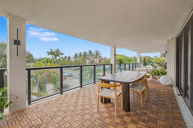 2575 S Bayshore Dr 4A, Miami, FL 33133