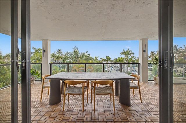 2575 S Bayshore Dr 4A, Miami, FL 33133