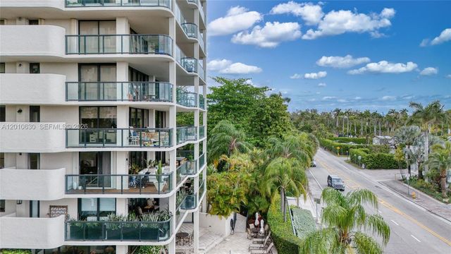 2575 S Bayshore Dr 4A, Miami, FL 33133