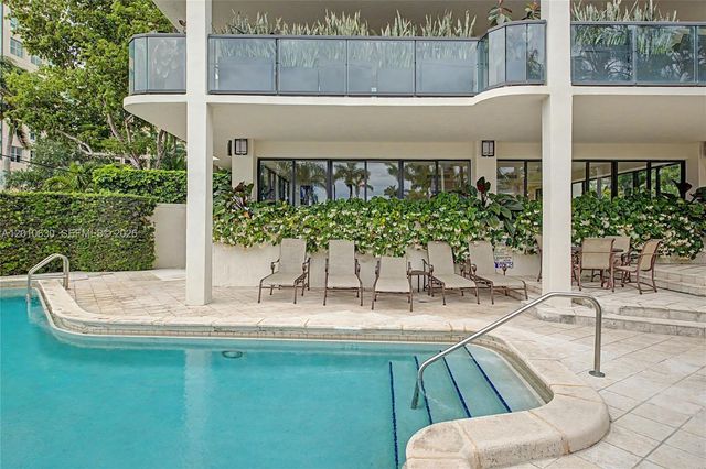 2575 S Bayshore Dr 4A, Miami, FL 33133
