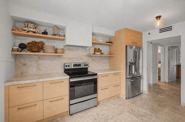 2575 S Bayshore Dr 4A, Miami, FL 33133