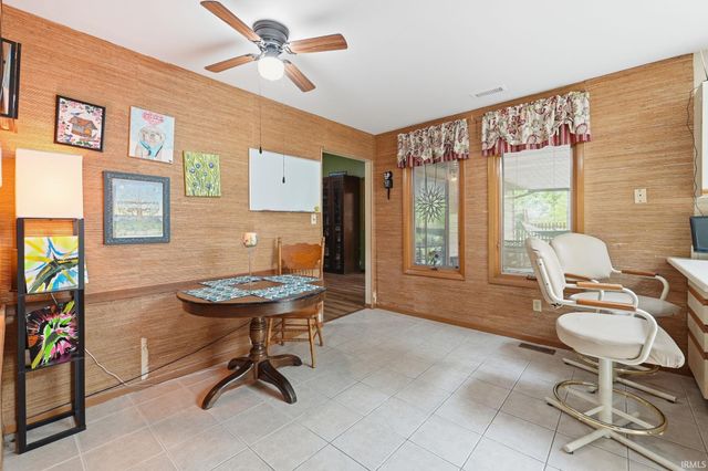 3323 Sudbury Place, Fort Wayne, IN 46815