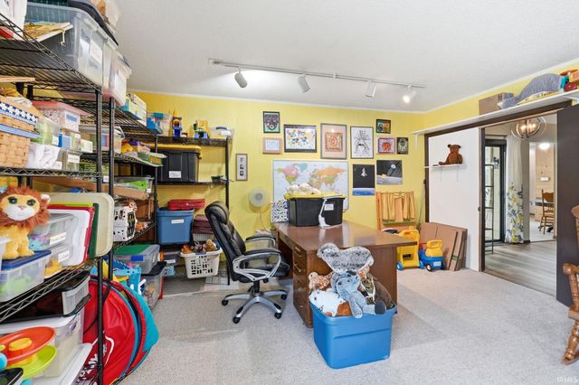 3323 Sudbury Place, Fort Wayne, IN 46815
