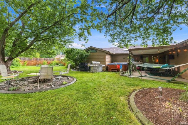 3323 Sudbury Place, Fort Wayne, IN 46815