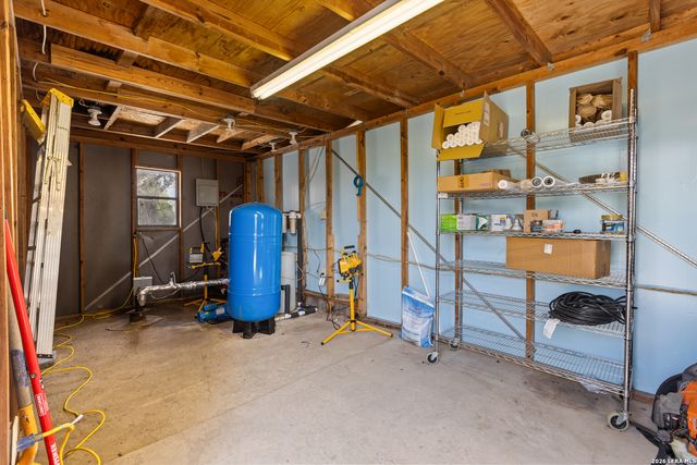 24210 Scenic Loop, San Antonio, TX 78255