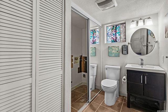 24210 Scenic Loop, San Antonio, TX 78255