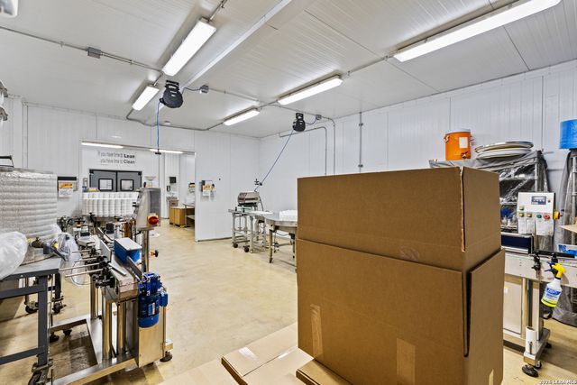 24210 Scenic Loop, San Antonio, TX 78255