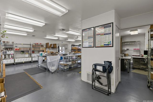 24210 Scenic Loop, San Antonio, TX 78255