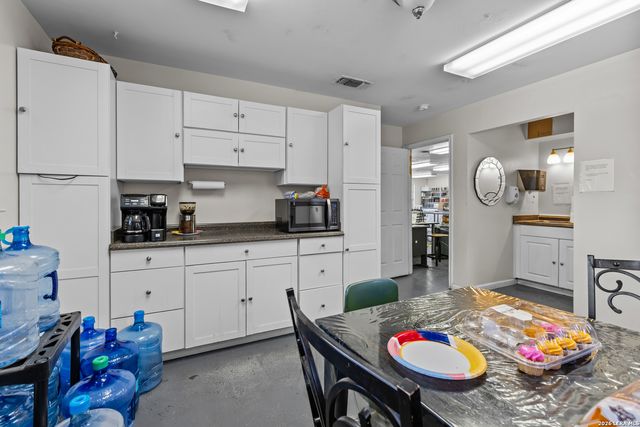 24210 Scenic Loop, San Antonio, TX 78255