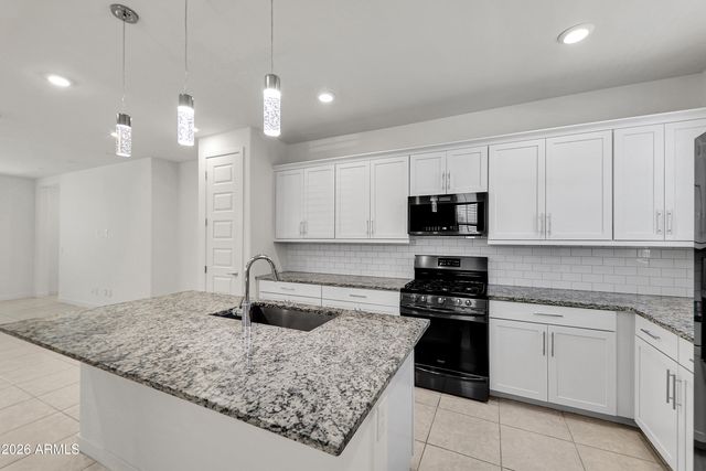 683 N ABALONE Drive, Gilbert, AZ 85233