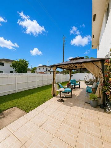 15815 SW 299th Ter, Homestead, FL 33033