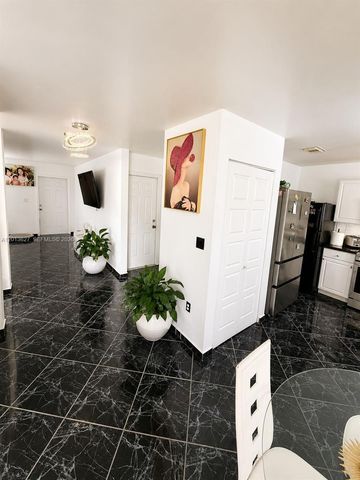 15815 SW 299th Ter, Homestead, FL 33033