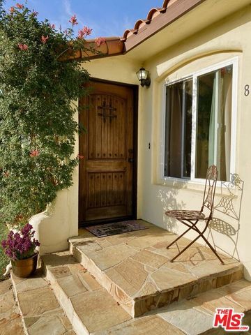 8106 WESTLAWN Avenue, Los Angeles, CA 90045