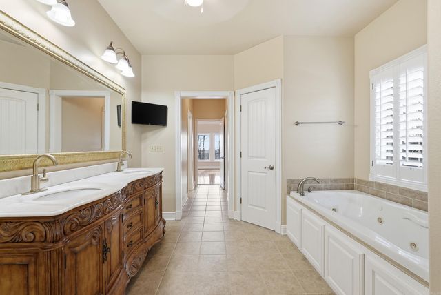 4 Robins Ridge Rd, Morrilton, AR 72110