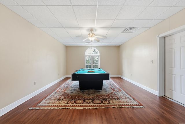 4 Robins Ridge Rd, Morrilton, AR 72110