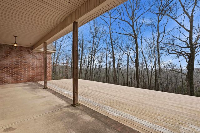 4 Robins Ridge Rd, Morrilton, AR 72110