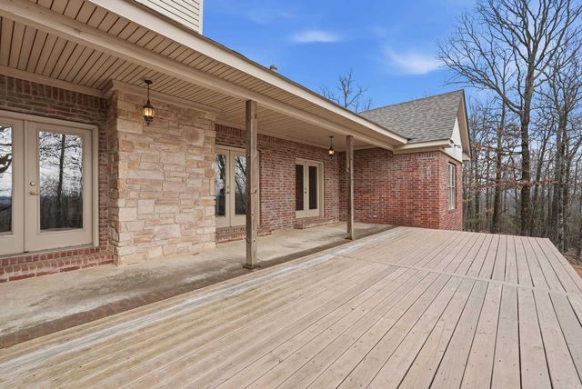 4 Robins Ridge Rd, Morrilton, AR 72110