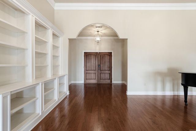 4 Robins Ridge Rd, Morrilton, AR 72110