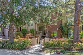 30 Royal Oak Court, Mountain View, CA 94040