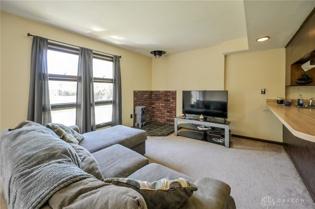 421 E Main Street, St Paris, OH 43072
