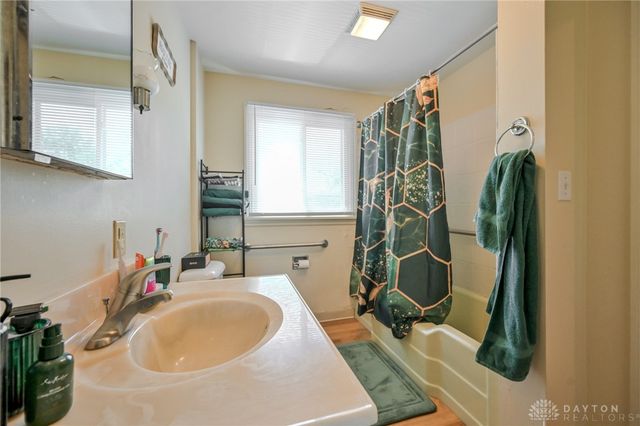 421 E Main Street, St Paris, OH 43072