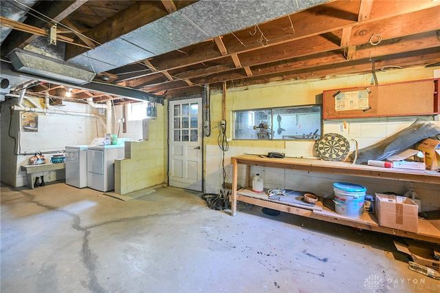 421 E Main Street, St Paris, OH 43072