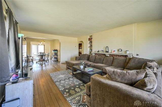 421 E Main Street, St Paris, OH 43072