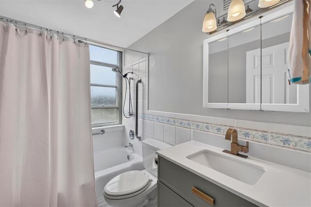 333 W Meyer Boulevard 714, Kansas City, MO 64113