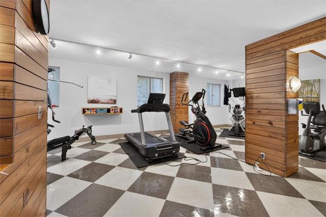 333 W Meyer Boulevard 714, Kansas City, MO 64113