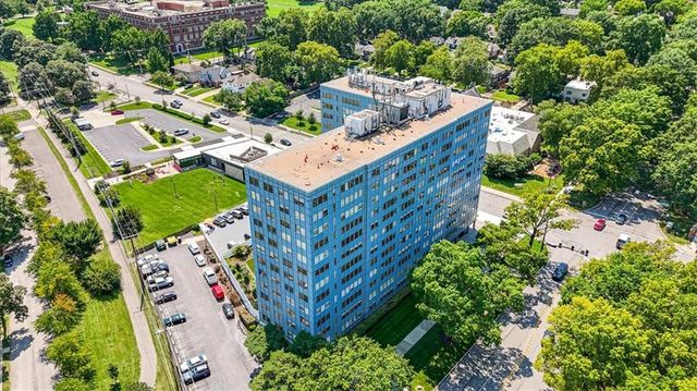 333 W Meyer Boulevard 714, Kansas City, MO 64113
