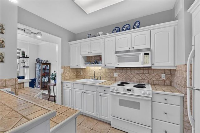 333 W Meyer Boulevard 714, Kansas City, MO 64113