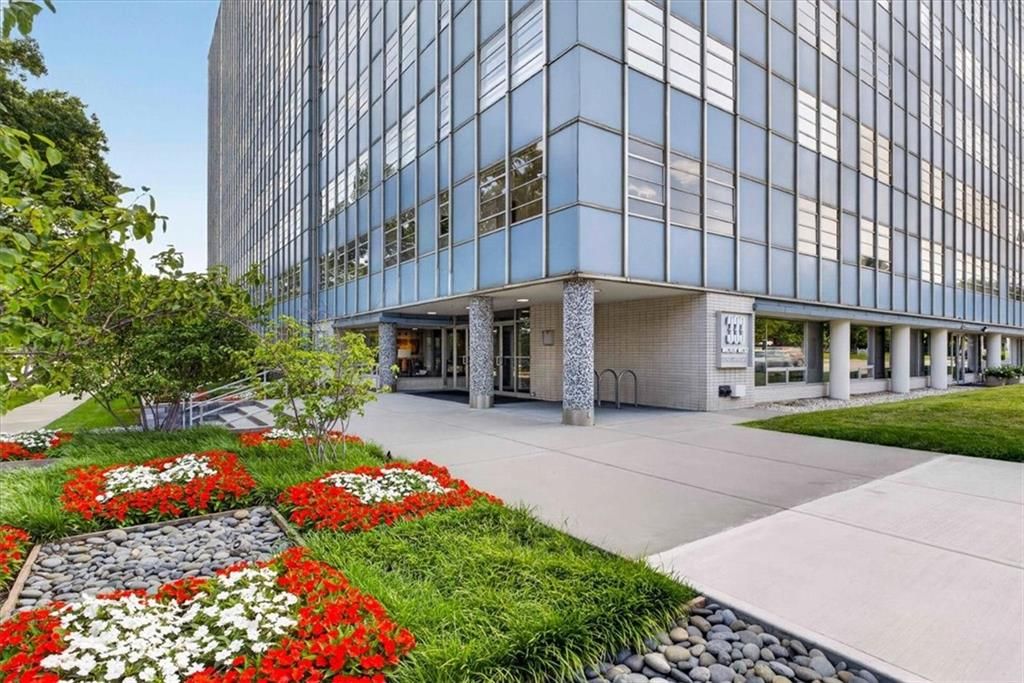 333 W Meyer Boulevard 714, Kansas City, MO 64113