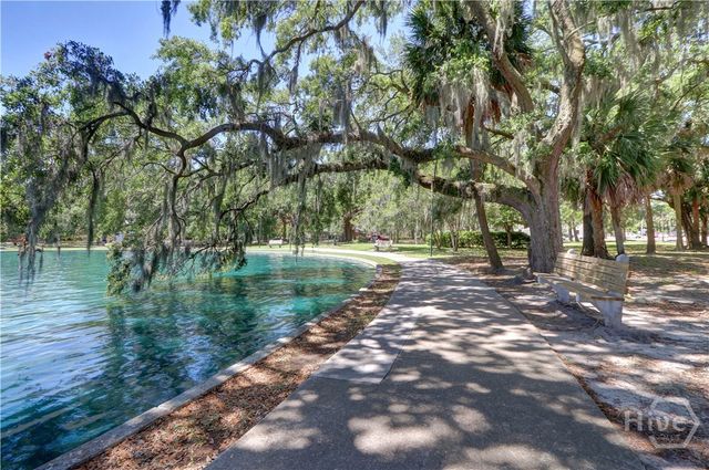 2220 E Victory Drive 12, Savannah, GA 31404